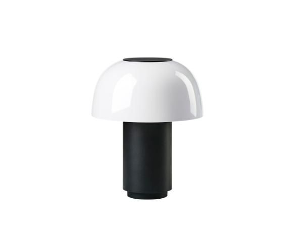 
  
                    

Zone LED Lampe 22 cm i black, genopladelig med USB
